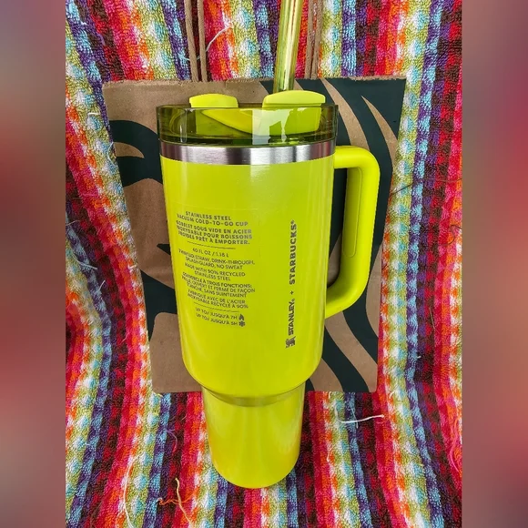Stanley x Starbucks Lime Green 2024 Tumbler - Picture 1 of 4